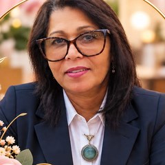 Alzira Santos
